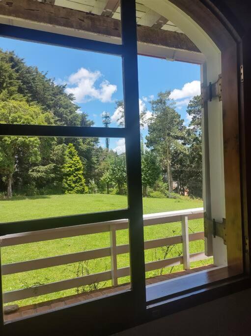 Campos do Jordão Alto Do Capivari - Gramado E Vista Espetacular מראה חיצוני תמונה