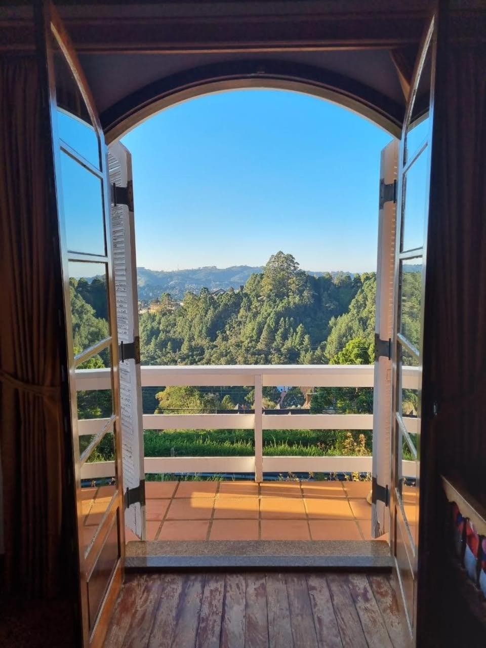 Campos do Jordão Alto Do Capivari - Gramado E Vista Espetacular מראה חיצוני תמונה