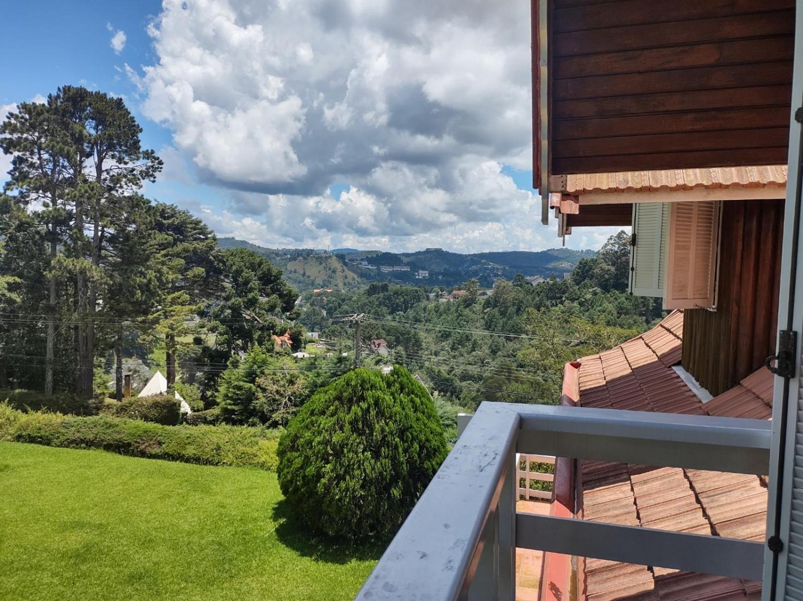 Campos do Jordão Alto Do Capivari - Gramado E Vista Espetacular מראה חיצוני תמונה